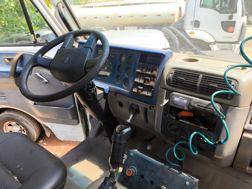 Vw 31260 Ano 2008 6x4 Traçado Com Tanque Pipa