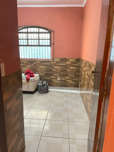 Linda Casa Com Linda Piscina 3 Dormitórios 2 Suítes Itanhaém