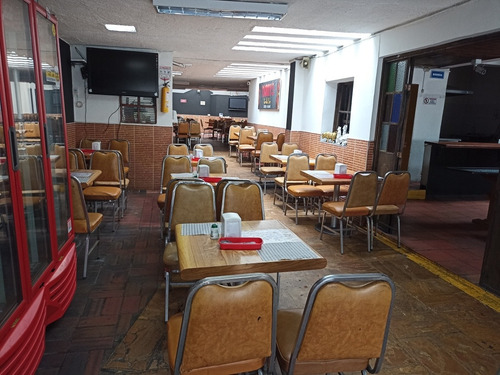Imagen 6 de 14 de Vendo Restaurante Gran Acreditación De 35 Años.