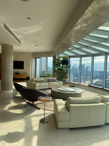 Torres Renoir, Puerto Madero, Piso De 500 M2 Con Vista Panorámica De 6 Ambientes, Con 4 Cocheras