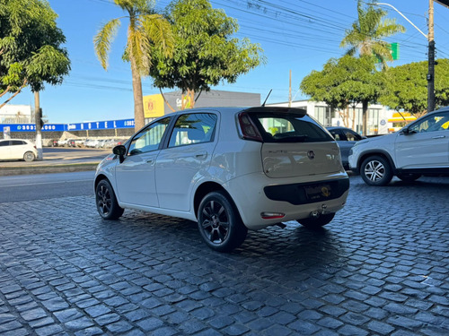 Fiat Punto 1.4 ATTRACTIVE 8V FLEX 4P MANUAL