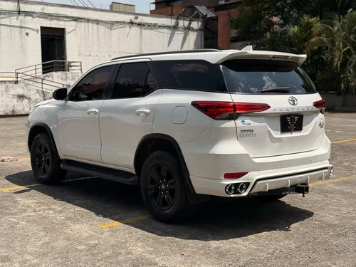 Toyota Fortuner 2.7l