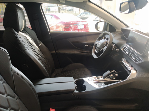 Imagen 8 de 16 de Peugeot 5008 Plus Allure Hdi Triptronic