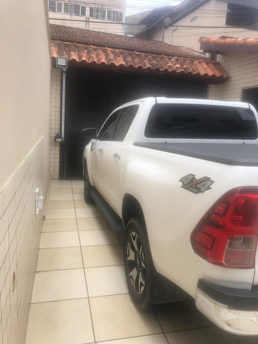 Toyota Hilux 2.8 Srx 50th Anniversary Cab. Dupla 4x4 Tdi