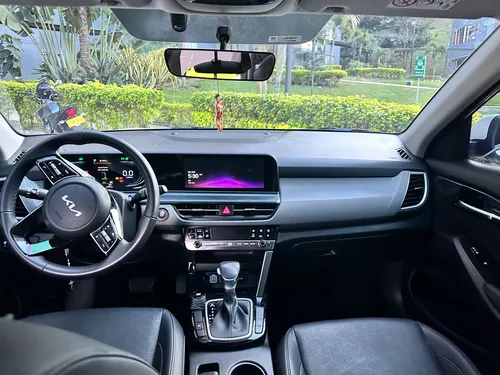 Kia Seltos 2.0 Zenith 4X2