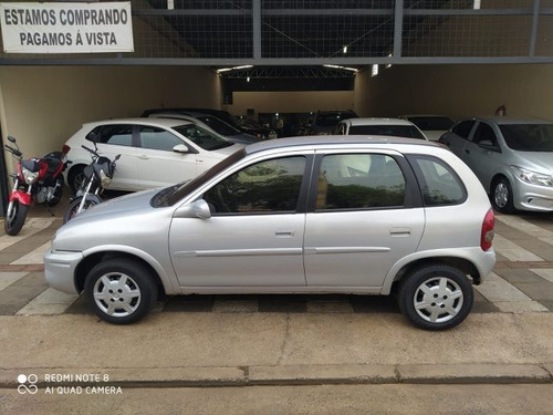 Imagem 11 de 13 de Corsa 1.0 Mpfi Milenium 8v Gasolina 4p Manual