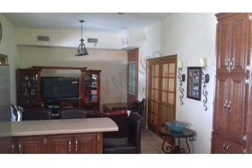 Imagen 12 de 17 de Hermosa Casa-habitación En Venta En La Mejor Zona Residencial De La Ciudad De Nogales, Colonia Kennedy.