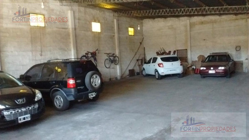 Imagen 4 de 17 de Venta Galpón / Casa - 30 E/ 41 Y 42 - La Plata