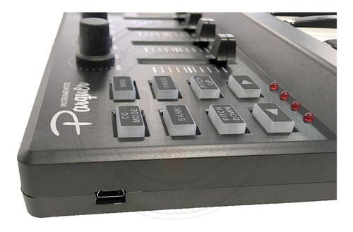 Teclado Controlador Midi Parquer Mini Midi 25 Teclas, 8 Pads
