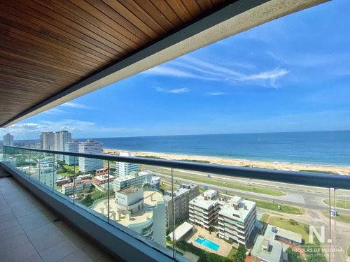 Apartamento En Venta Punta Del Este Con Buen Balcón Vista Al Mar, Icon Brava