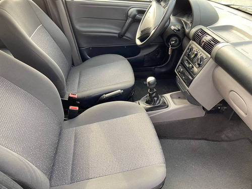 Imagem 8 de 10 de Chevrolet Classic 1.0 Mpfi Ls 8v Flex 4p Manual