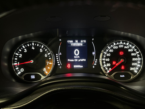 Jeep Renegade 1.8 16V FLEX LONGITUDE 4P AUTOMÁTICO