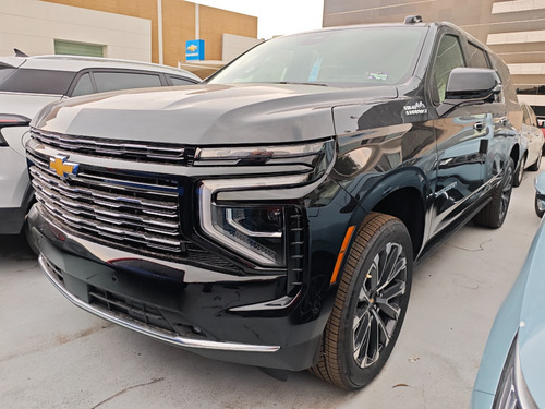 Chevrolet Suburban HIGH COUNTRY