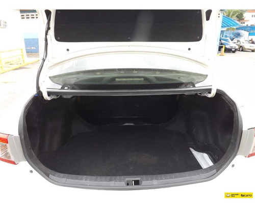 Imagen 8 de 9 de Toyota Corolla .