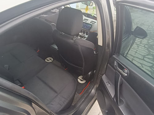Mazda Mazda 3 2.5 S 6vel Qc Abs R-17 Mt