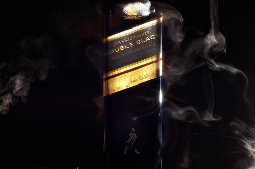 Imagen 6 de 7 de Johnnie Walker Double Black 750ml En Estuche