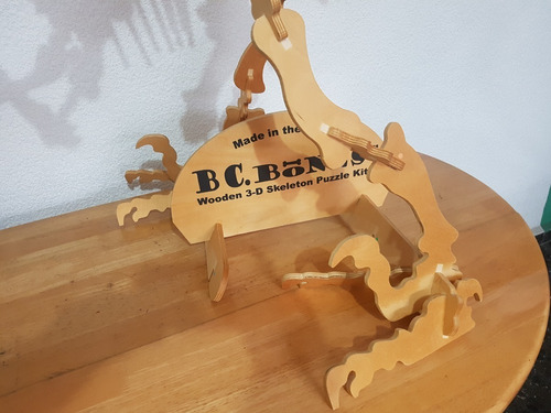 Dinosaurio Velociraptor De Madera Bc Bones Abierto P Armar (Usado)