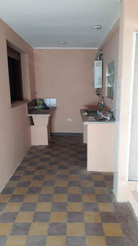 Casa En Venta - 2 Dormitorios 1 Baño - Cochera - 277mts2 - Ensenada