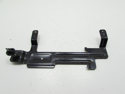 Suporte Fixação Do Macaco Oroch 1.6 2021 (Usado)