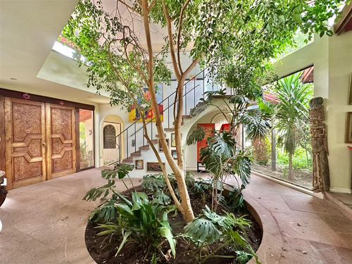 Las Lavándulas / Las Flores: Terreno 1.306 M2