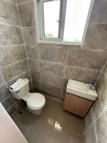 Vendo Apartamento De 3 Habitaciones En El Ensanche Isabelita