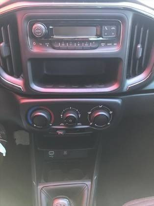 Imagem 14 de 15 de Fiat Strada 1.3 Firefly Flex Freedom Cs Manual