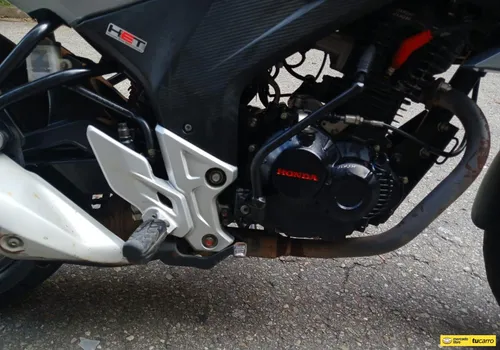 Honda Cb 160f Dlx / Modelo 2021