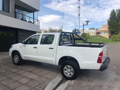 Toyota Hilux 2014 2.5 Cd Dx Pack 120 Cv-4x2-u.mano-115000km