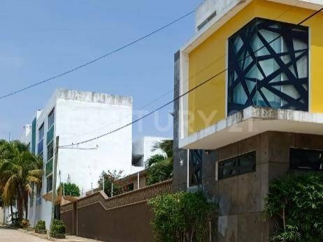 Imagen 1 de 11 de Se Vende Edificio En Nuevo León 100 Colonia Petrolera De Coatzacoalcos, Ver.