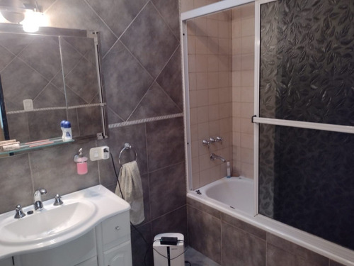 Imagen 16 de 22 de Casa En Venta De 5 Ambientes En 73 3 Y 4