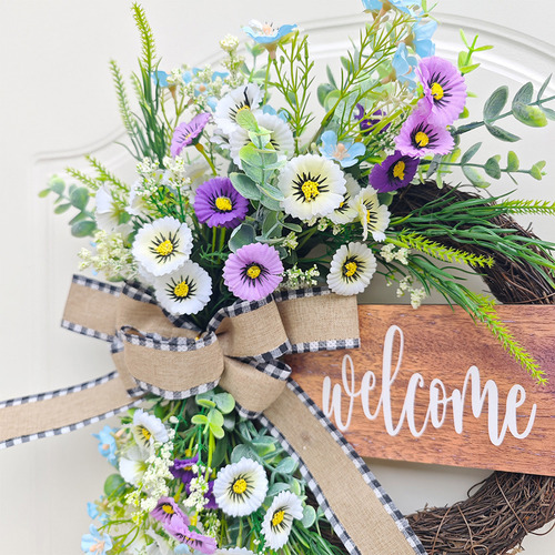 Una Corona De Flores De Primavera Para Colgar En Forma De La