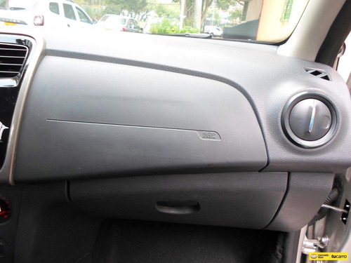 Renault Logan 1.6 Expression