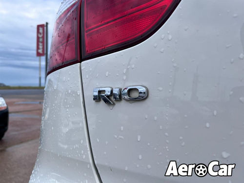 Kia Rio -