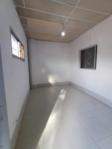 Alquiler Apartamento 2 Dormitorios 1 Baño Perez Castellanos