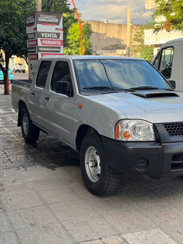 Nissan NP300 2.5 Cabina Doble 133cv 4x2