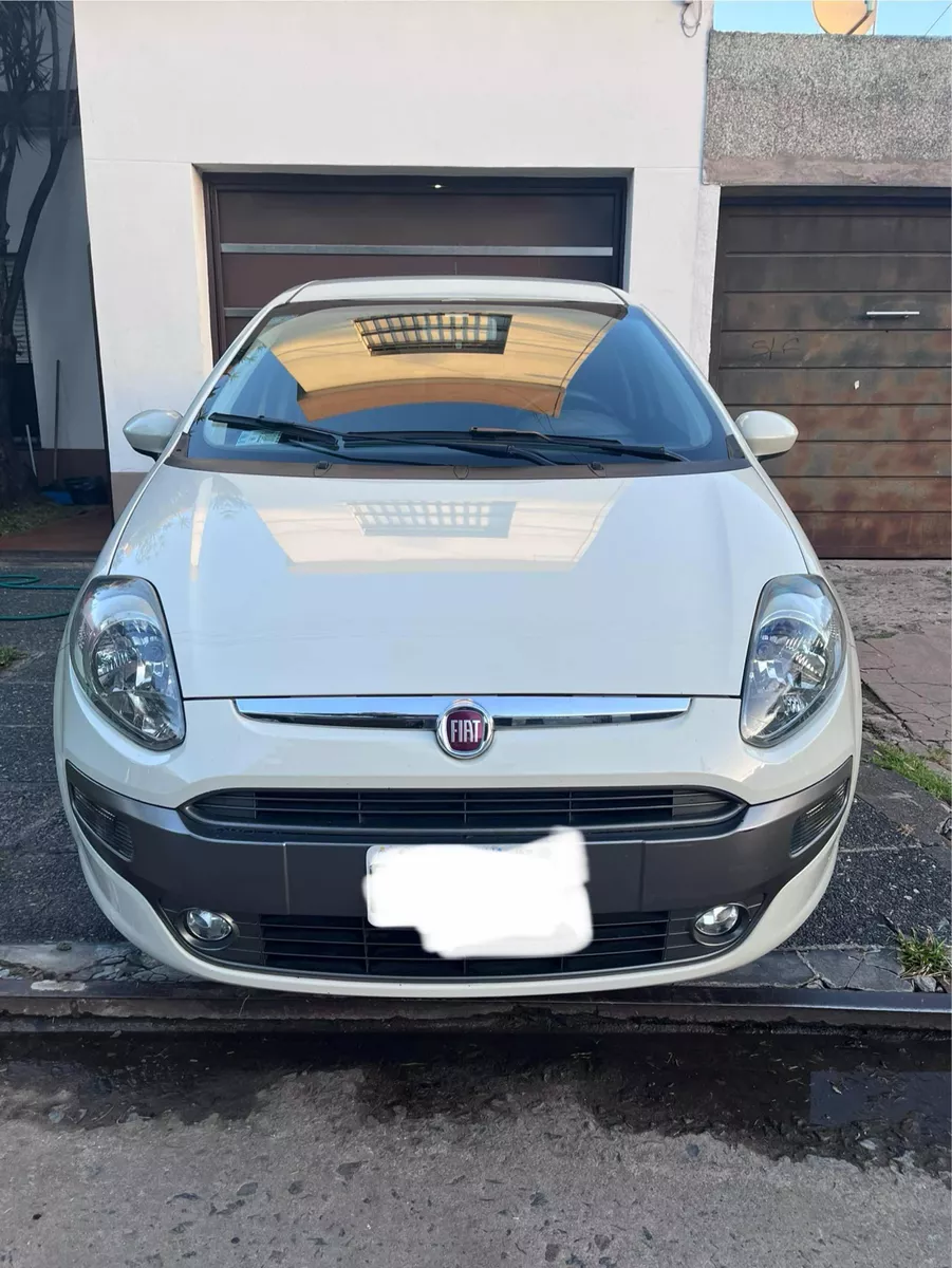 Fiat Punto 1.6 Essence Uconnect + Nav