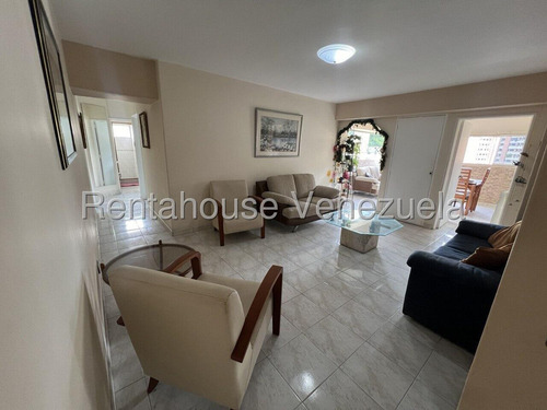 Apartamento En Venta En Los Chaguaramos (adl)