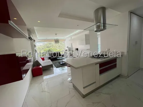Apartamento En Lomas Del Sol
