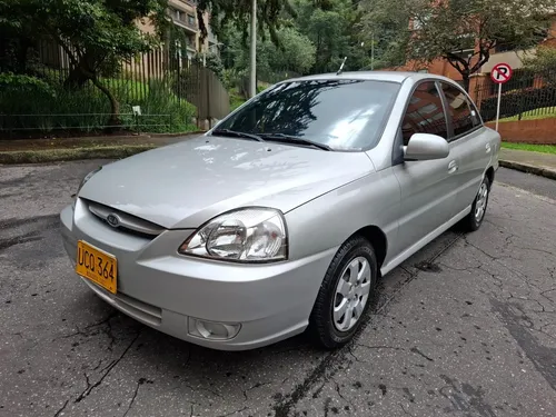 Kia Rio 1.5 Stylus Ls mecánico