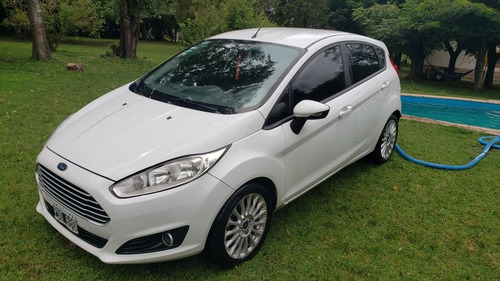 Ford Fiesta Kinetic Design 1.6 Se 120cv 2015