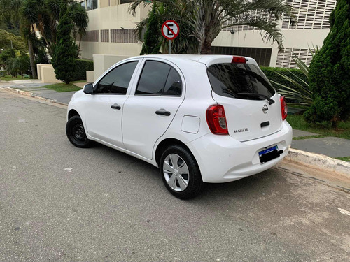 Nissan March 2018 1.0 12v S 5p