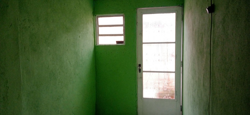 Casa Terrea De Esquina Com Salão Comercial Otima Localização