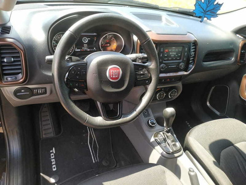 Imagem 7 de 10 de Fiat/toro Volcano Automática