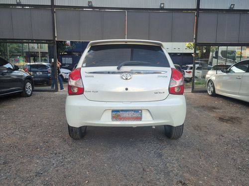 Toyota Etios 1.5 Xls