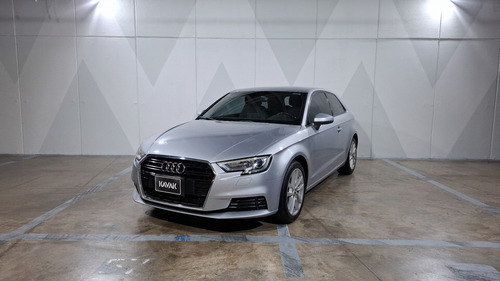 Audi A3 1.4 DYNAMIC DCT