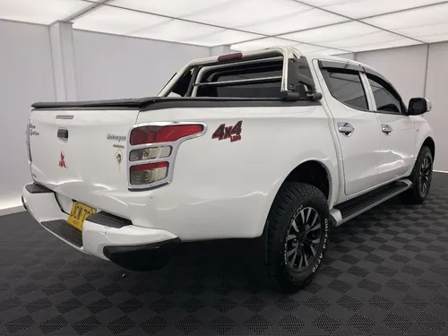Mitsubishi L200 2.5l