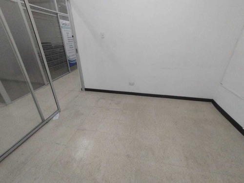 Imagen 2 de 18 de Local En Arriendo Pasajes Centro De Pereira 4854761
