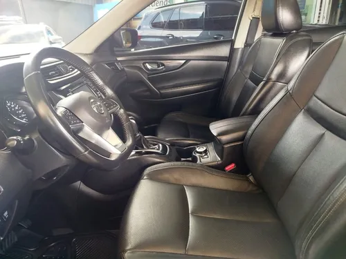 Nissan X-Trail 2.5 Exclusive
