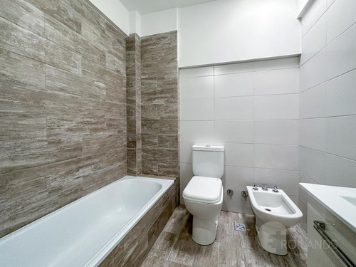 Venta Departamento En Duplex 4 Ambientes Con Terraza Propia Balcon Y Cochera A Estrenar!