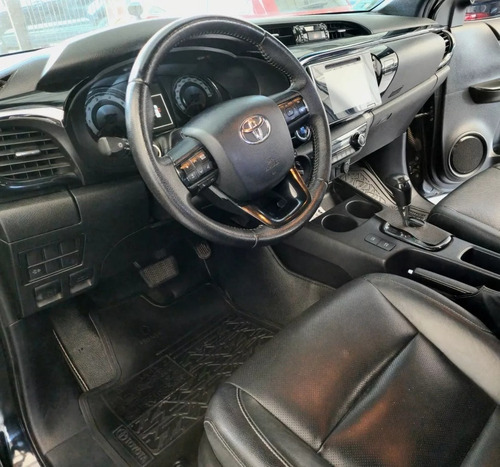 Toyota Hilux 2.8 Cd Srx 177cv 4x4 At